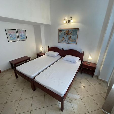 Galazia Akti Seaside Apartments Nikíti Szoba fotó