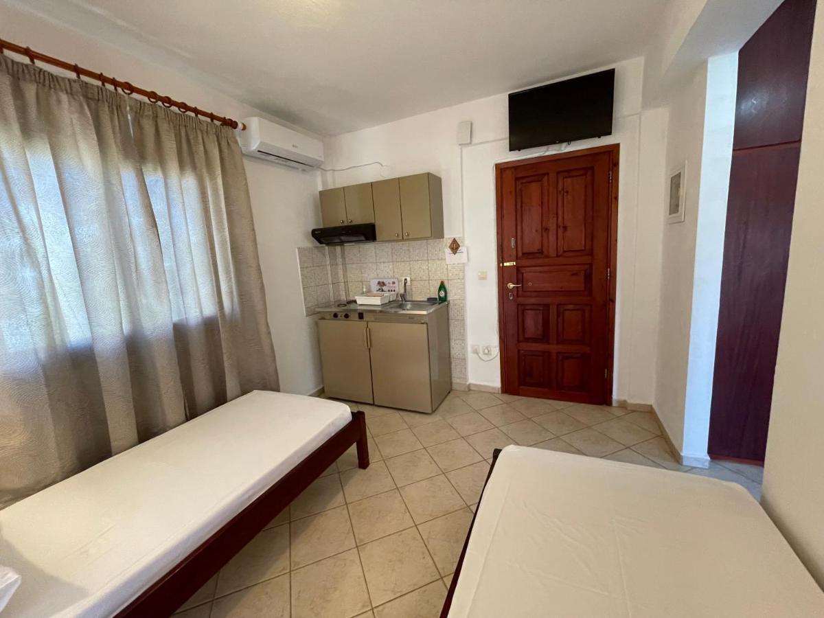 Galazia Akti Seaside Apartments Nikíti Kültér fotó
