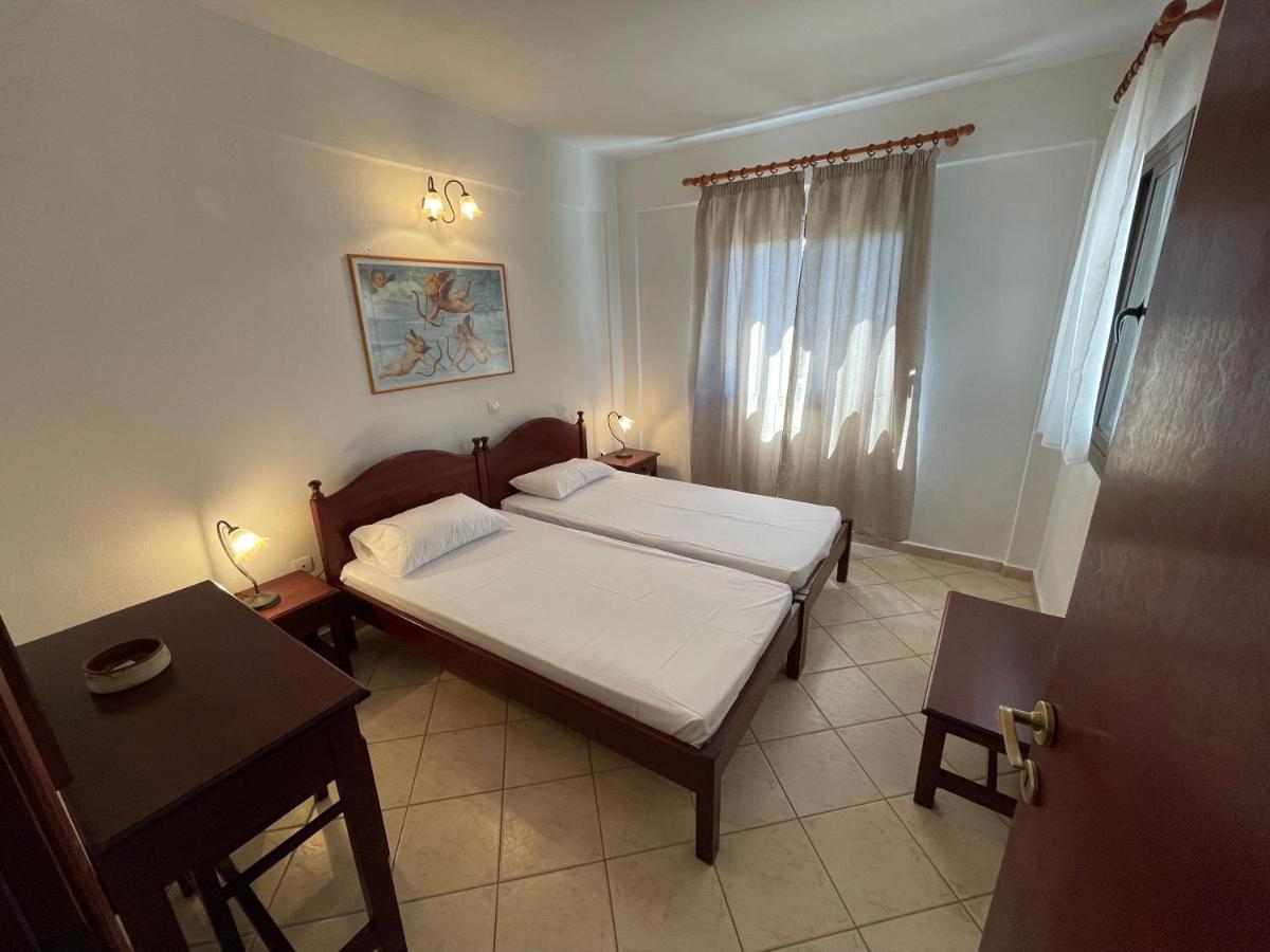Galazia Akti Seaside Apartments Nikíti Kültér fotó