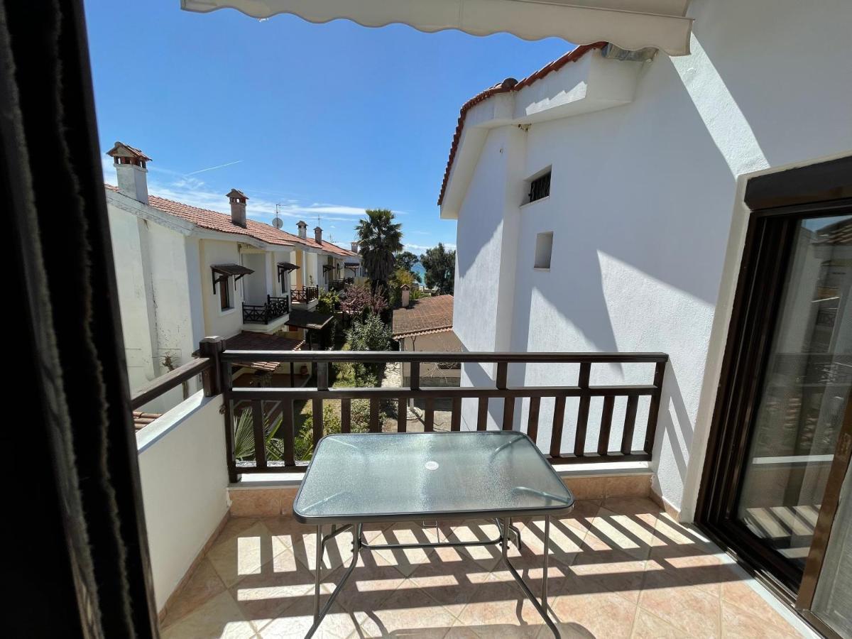 Galazia Akti Seaside Apartments Nikíti Kültér fotó