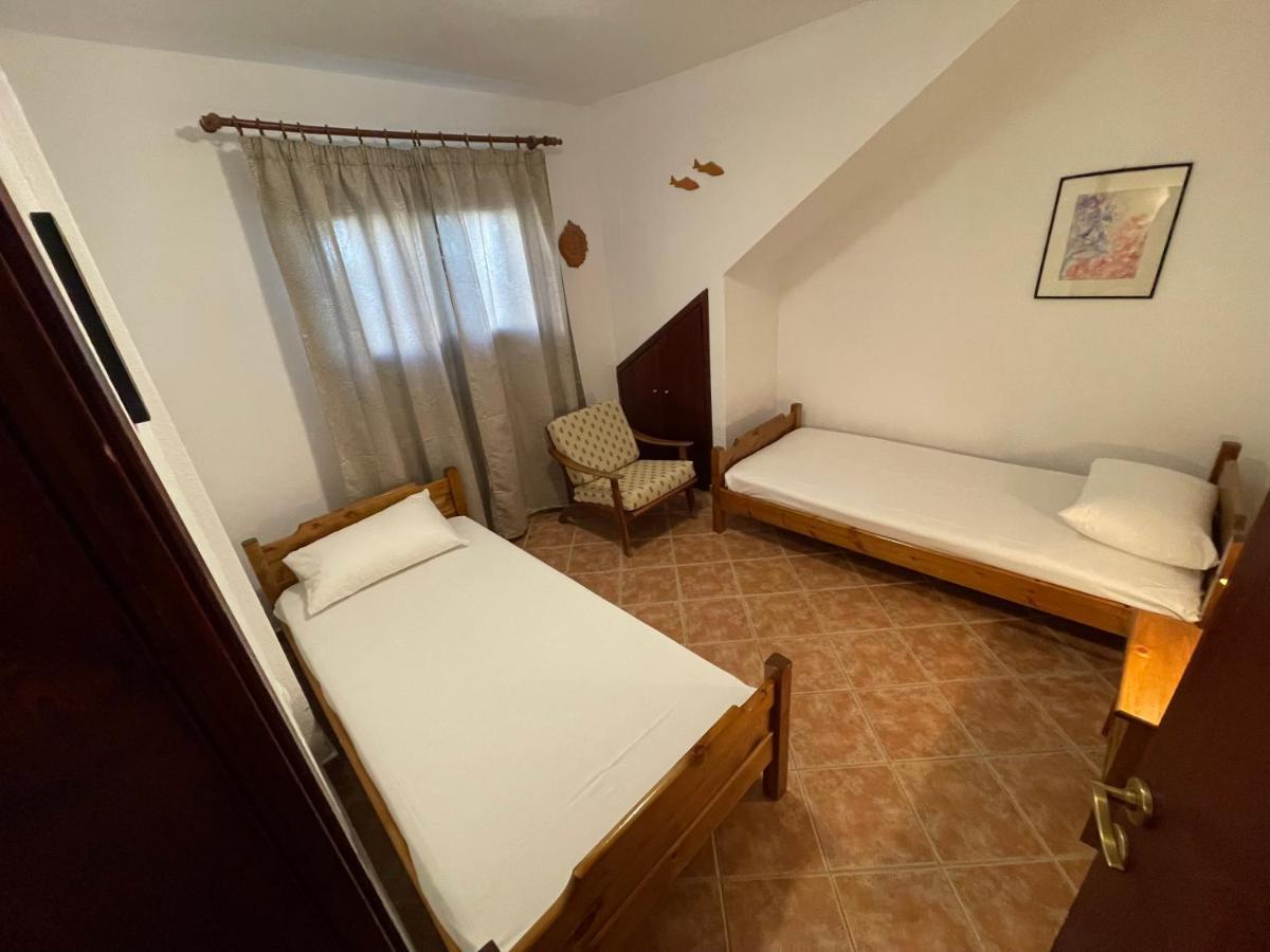 Galazia Akti Seaside Apartments Nikíti Kültér fotó